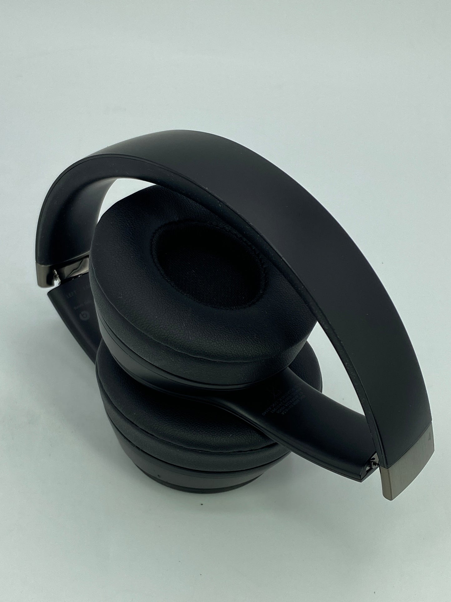 Beats Solo4 Wireless On-Ear Bluetooth Headphones Black A3140