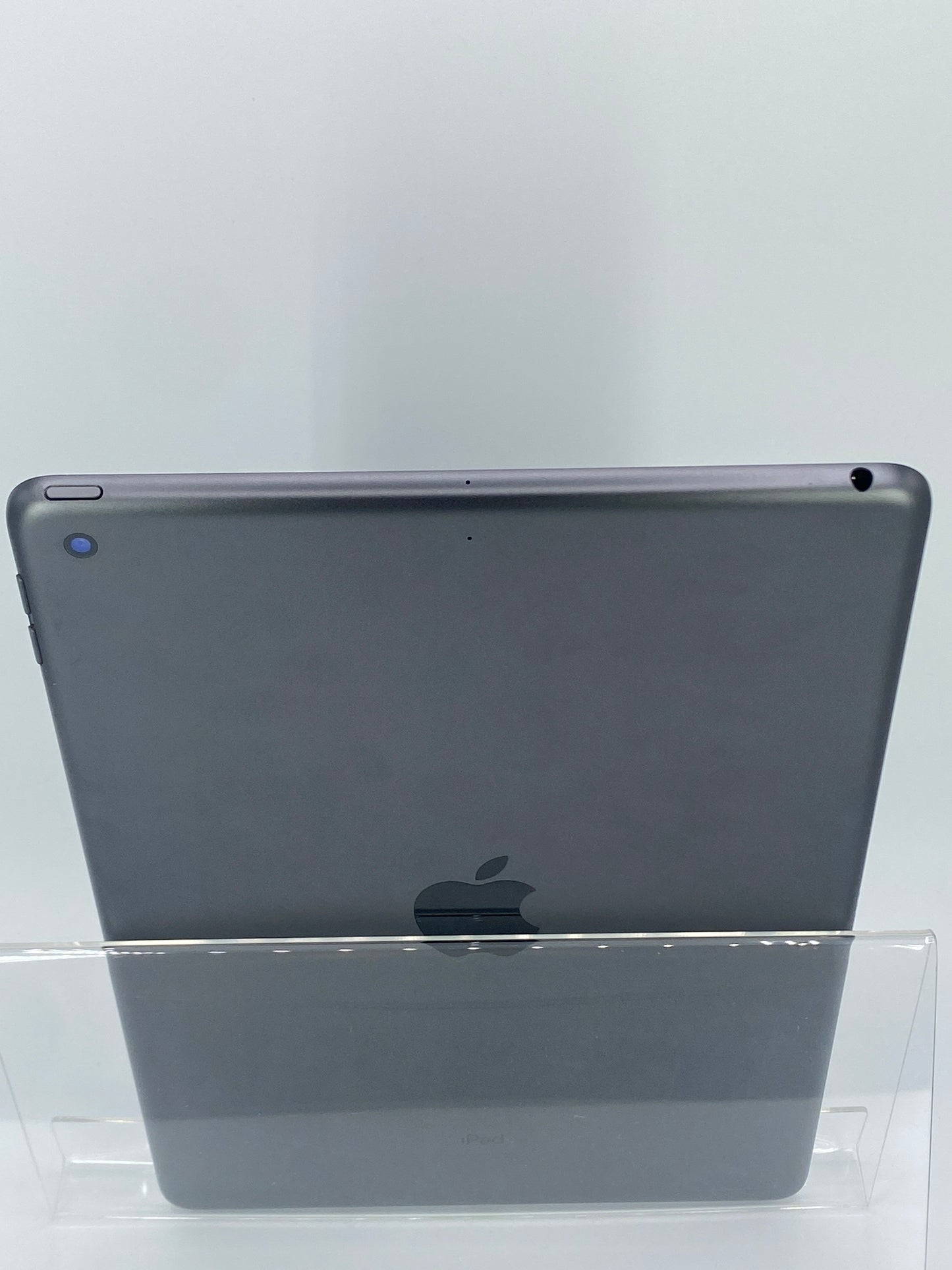 WiFi Only Apple iPad 9th Gen 64GB 18.7 Space Gray MK2K3LL/A