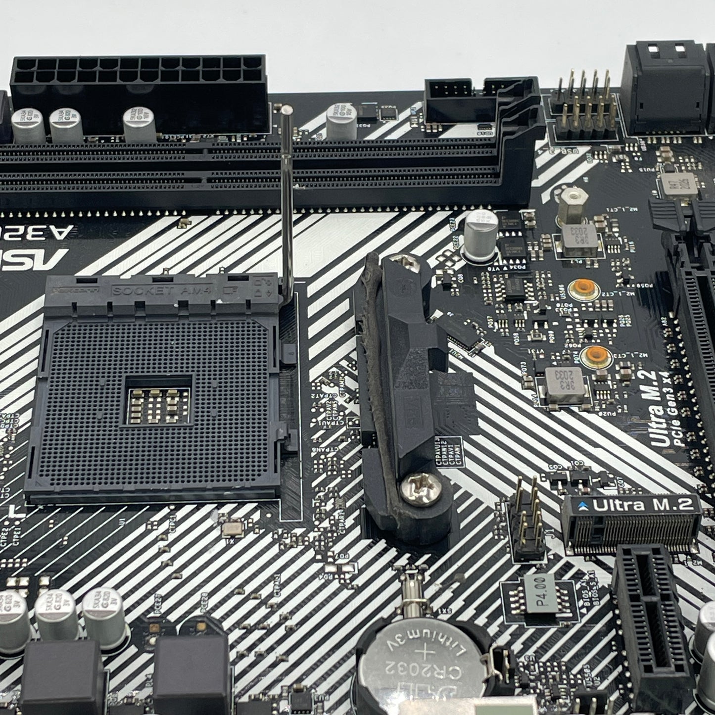AsRock A320M/ac AM4 microATX AMD DDR4 Motherboard