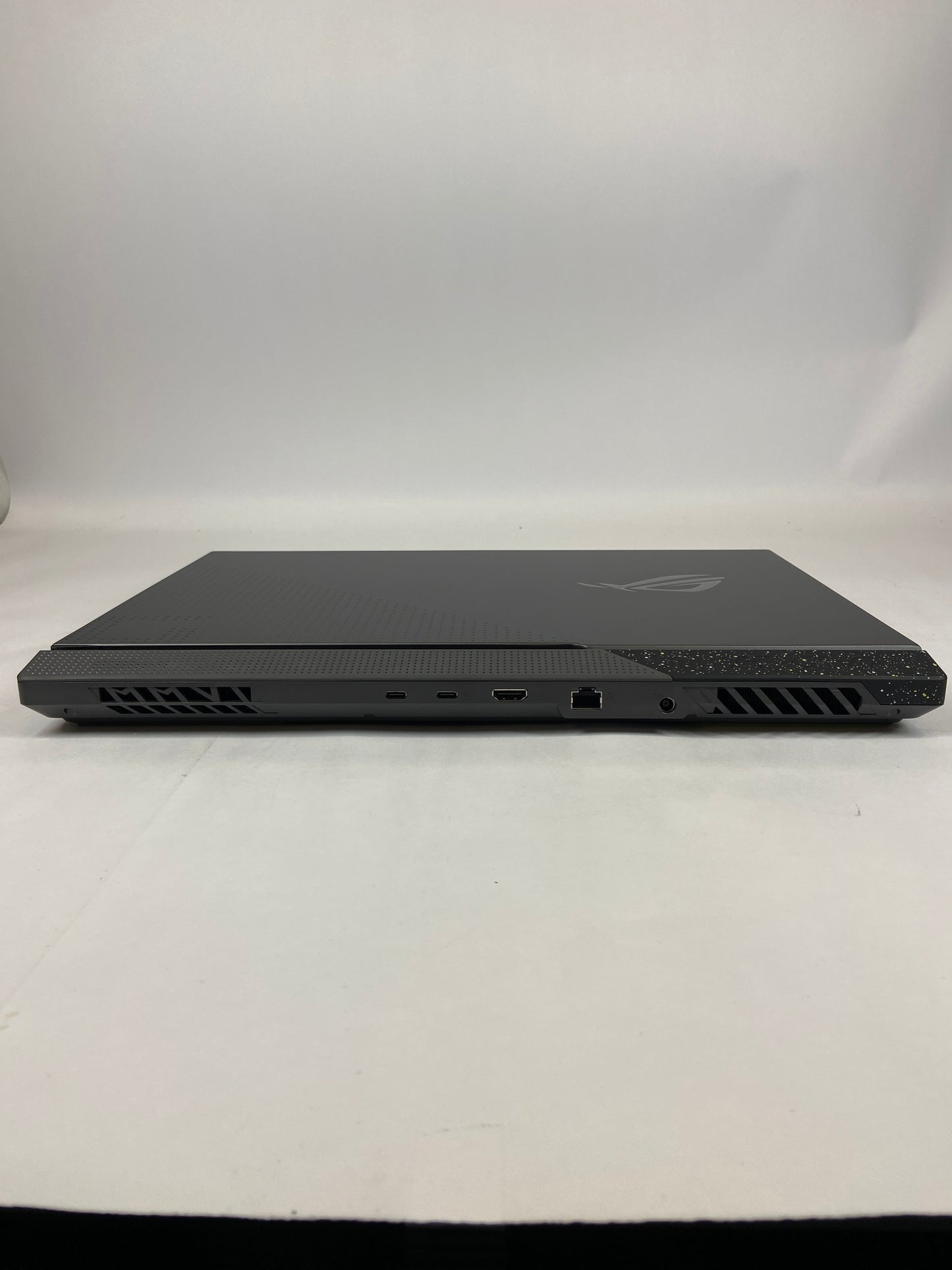 ASUS ROG Strix G7139U 17" AMD RYZEN 9 7940 HX 2.4GHz 16GB RAM 1TB SSD RTX 4050