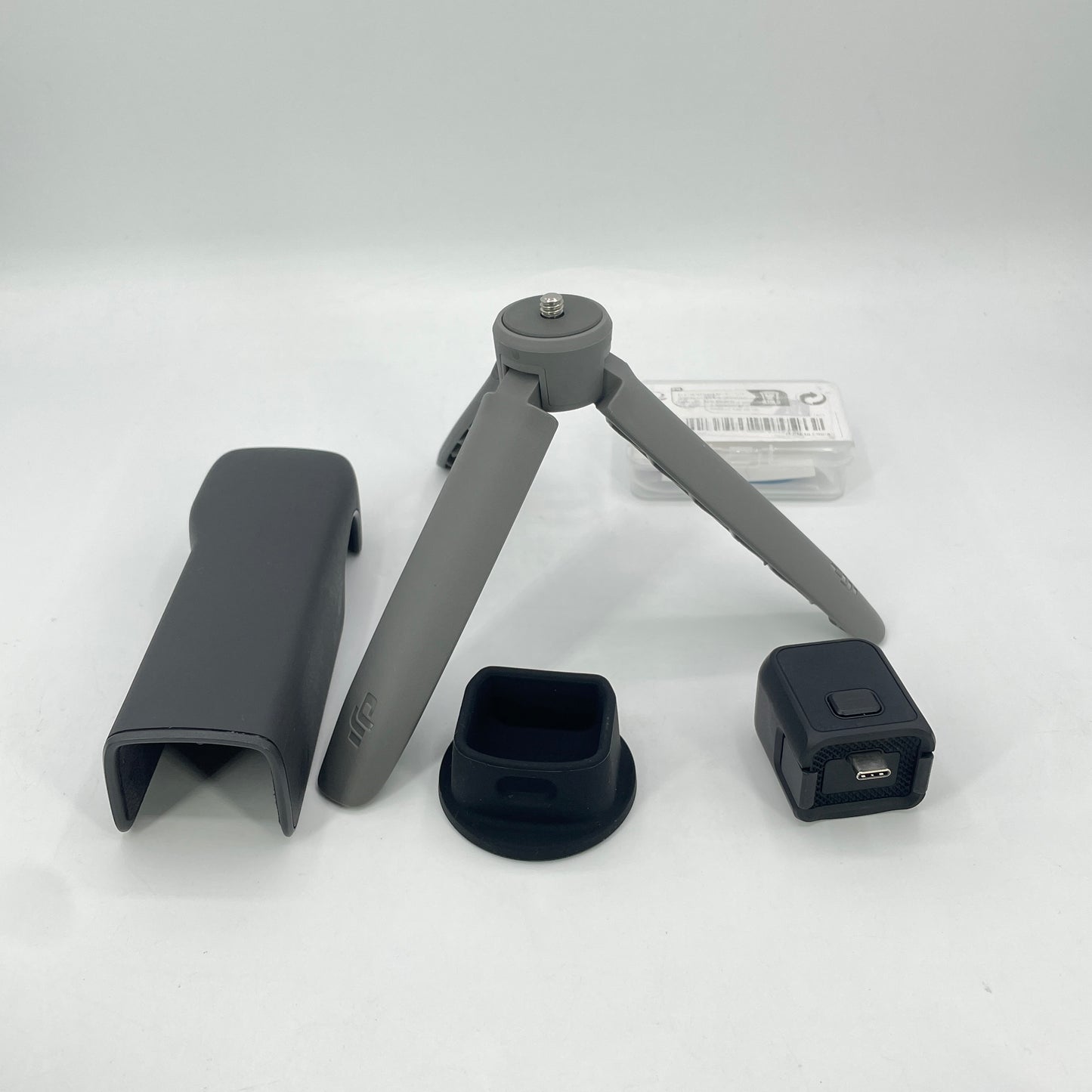 DJI Osmo Pocket 3 4K 3-Axis Gimbal Camera Kit