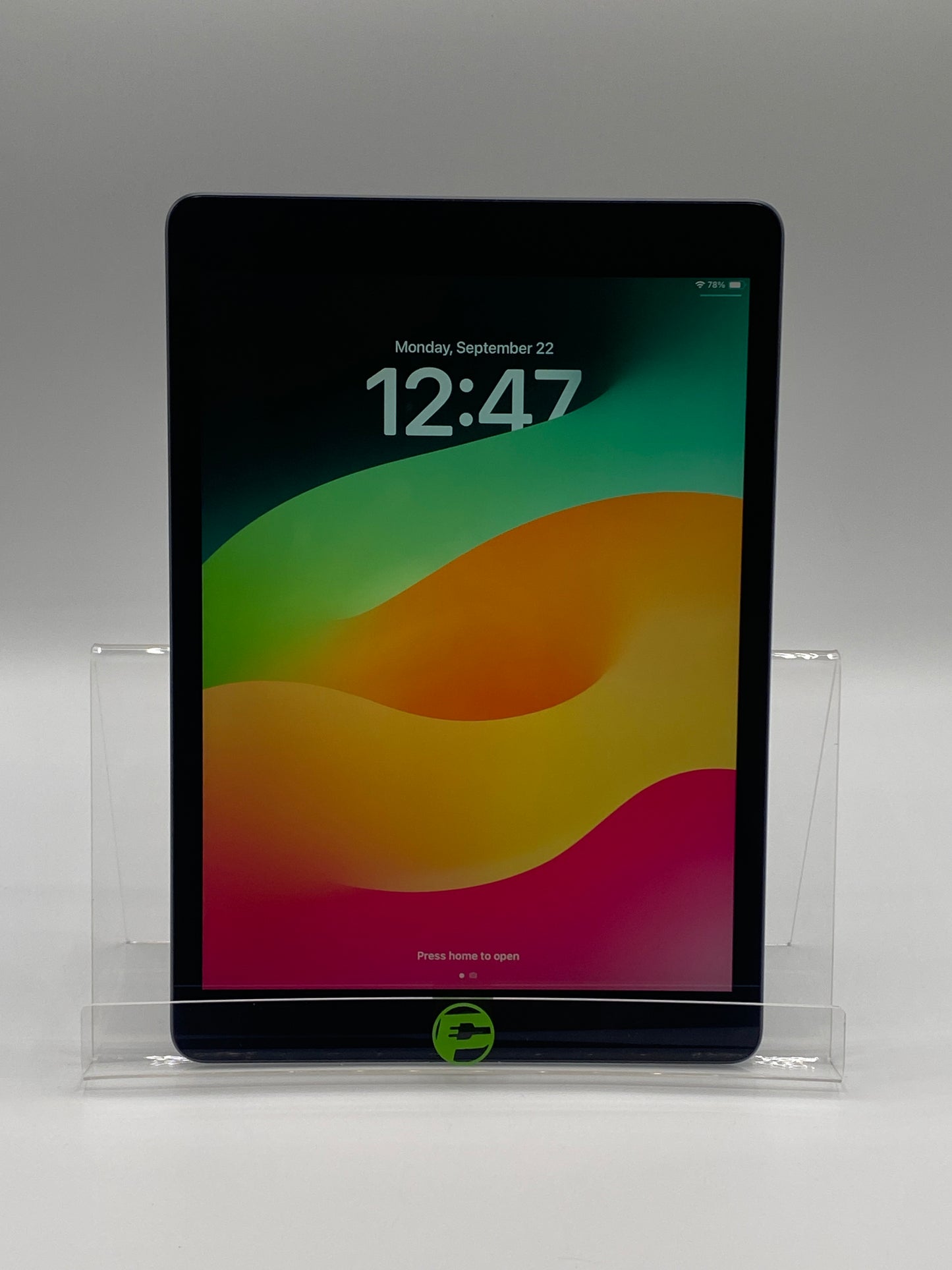 WiFi Only Apple iPad 9th Gen 64GB 18.7 Space Gray MK2K3LL/A