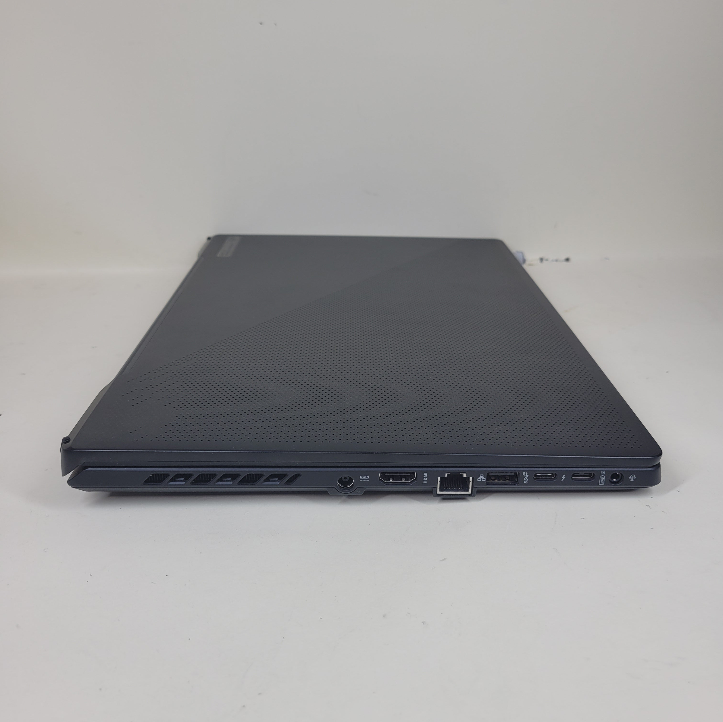 ASUS ROG Zephyrus G16 GU603H 16" i7-11800H 2.3GHz 16GB RAM 512GB RTX 3050 Ti