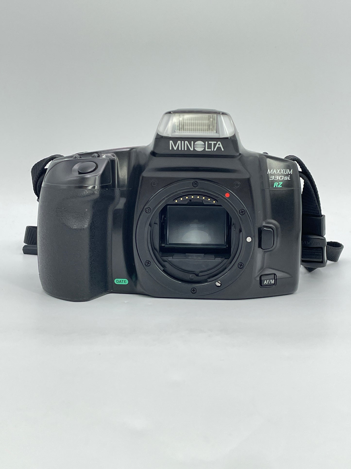 Minolta Maxxum 330si RZ 35mm Autofocus SLR Film Camera Untested