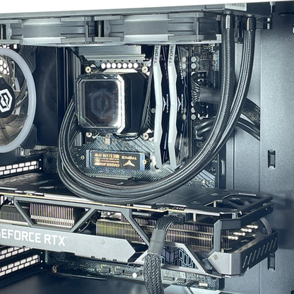 CyberPower C-Series i9-14900KF 3.20GHz 64GB RAM 2TB SSD ASUS GeForce RTX 4090