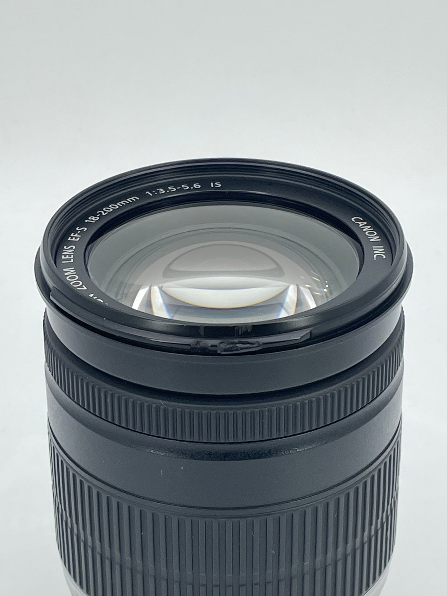Canon EF-S 18-200mm f/3.5-5.6 IS Auto & Manual Lens