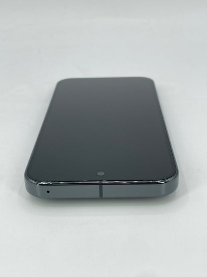 Unlocked Google Pixel 10 Pro 128GB Charcoal G4QUR