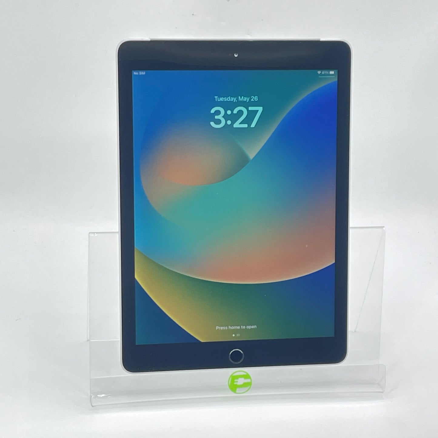 Unlocked Apple iPad 5th Gen 32GB 16.7.16 Space Gray MP242LL/A