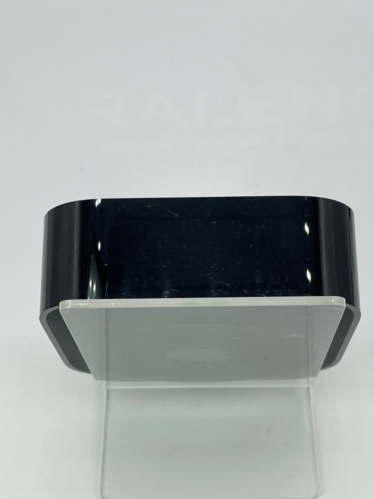 Apple TV HD 4th Gen 32GB Digital HD Media Streamer A1625