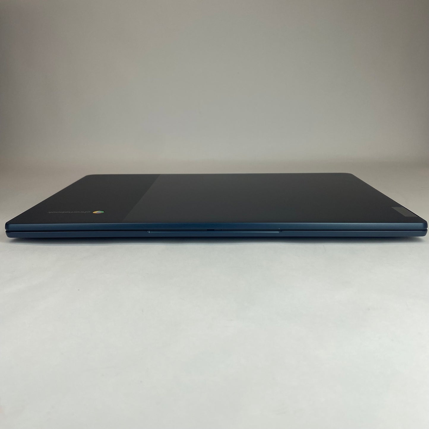 Lenovo IdeaPad 3 Chrome 15IJL6 15.6" Celeron N4500 1.1GHz 8GB RAM 64GB SSD