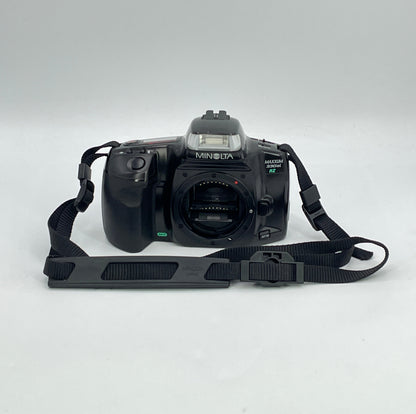 Minolta Maxxum 330si RZ 35mm Autofocus SLR Film Camera Untested