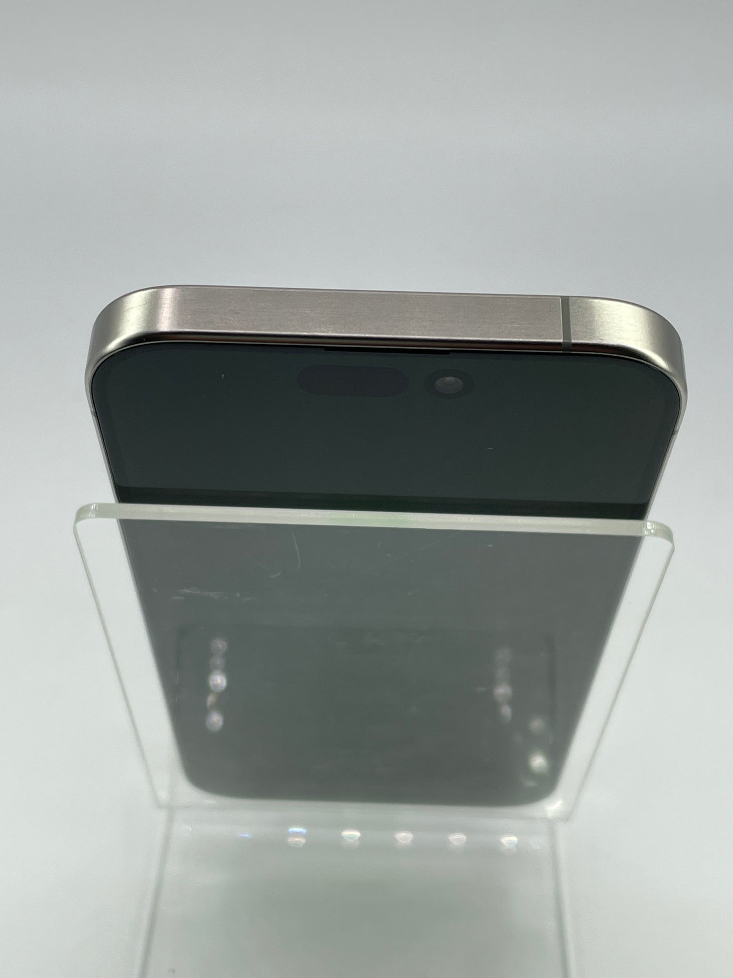 Factory Unlocked Apple iPhone 15 Pro 128GB Natural Titanium MTQP3LL/A