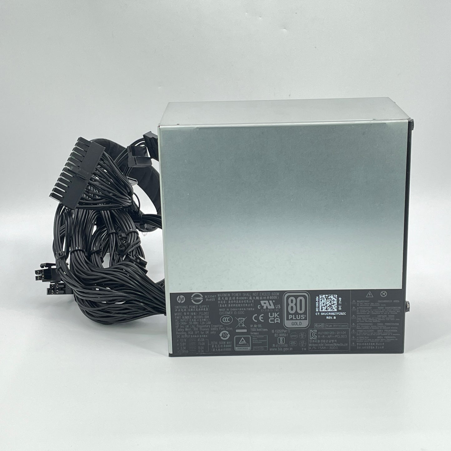 Cooler Master PCL003 M31065-004 80 Plus Gold 600W Fully Modular Switching Power Supply