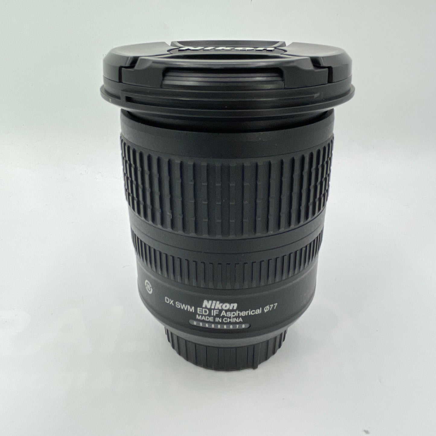 Nikon AF-S NIKKOR 10-24mm f/3.5-4.5G ED AF-S DX Auto & Manual Lens F