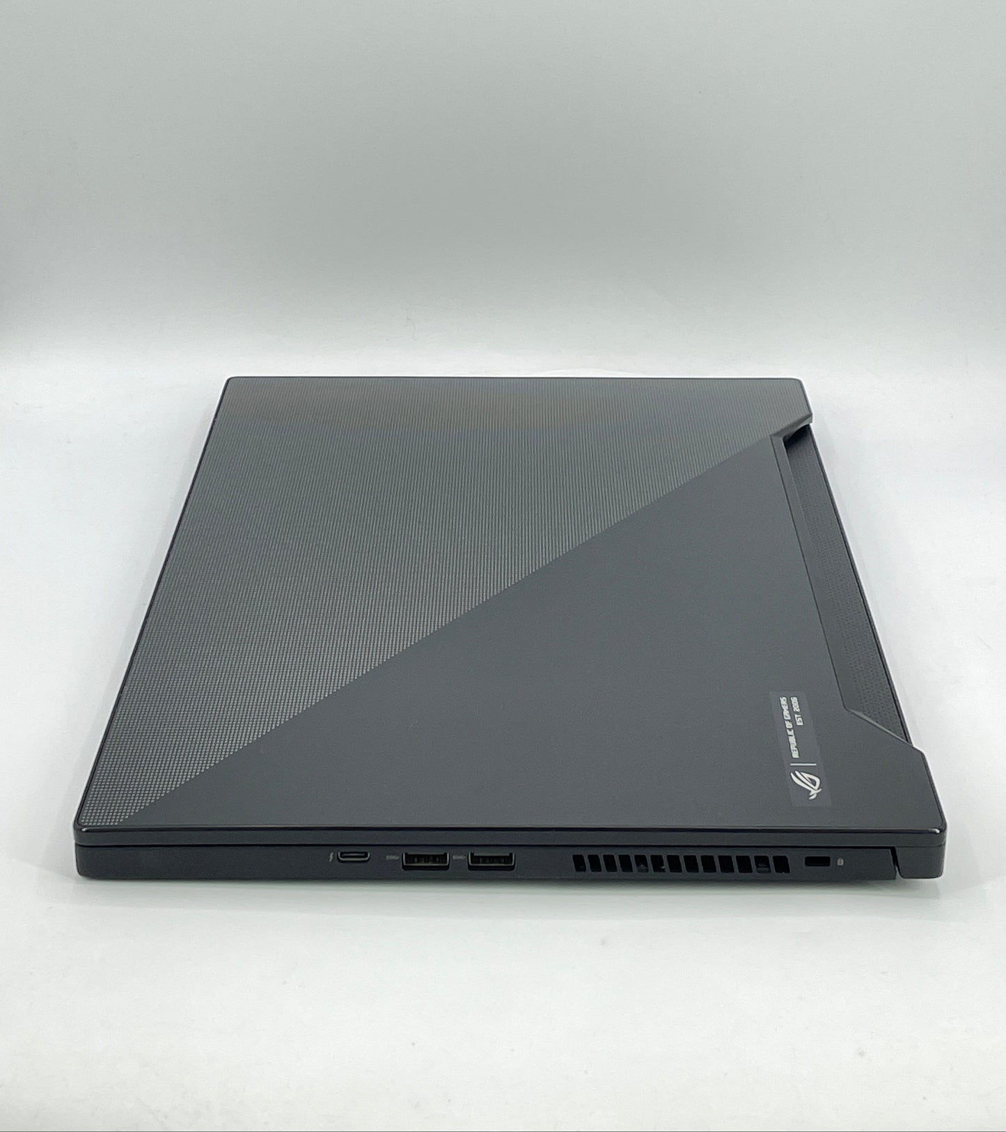 Asus ROG Zephyrus M15 GU502L 15.6"i7-10750H 2.6GHz 16GB 1TB SSD GeForce RTX 2060