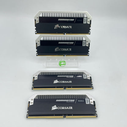 Corsair Dominator Platinum 32GB (4x8GB) RAM DDR4 2666MHz CMD32GX4M4A2666C15