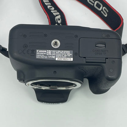Canon E0S2000D 24.1MP Digital SLR DSLR Camera Body Only
