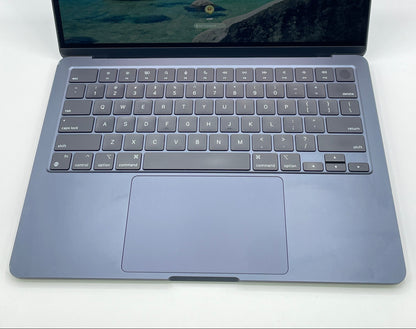 2022 Apple MacBook Air 13.6" M2 8C GPU 3.5GHz 8GB RAM 256GB SSD A2681