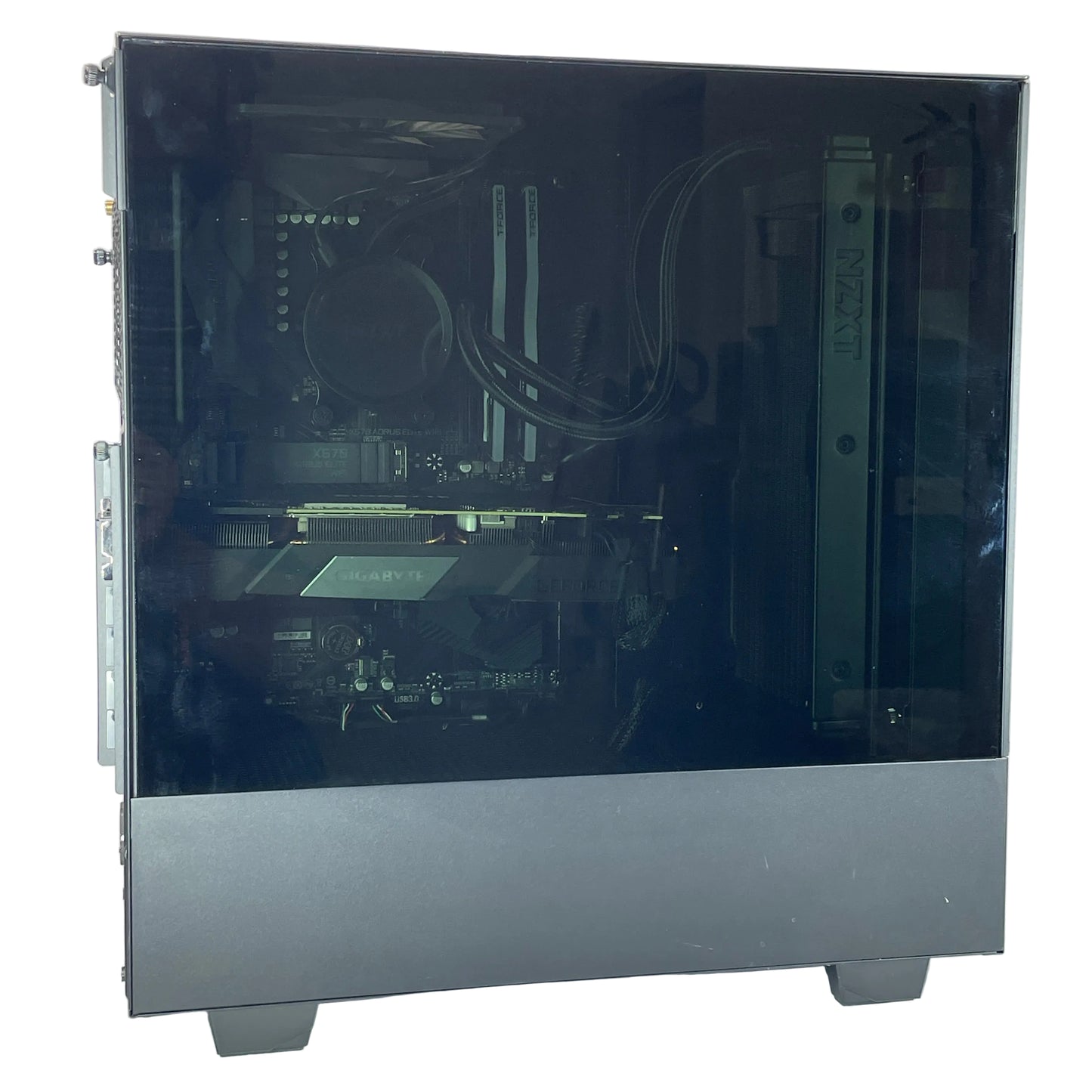 NZXT PC Ryzen 7 3700X 3.60GHz 16GB RAM 1TB SSD Gigabyte GeForce RTX 2080 Super