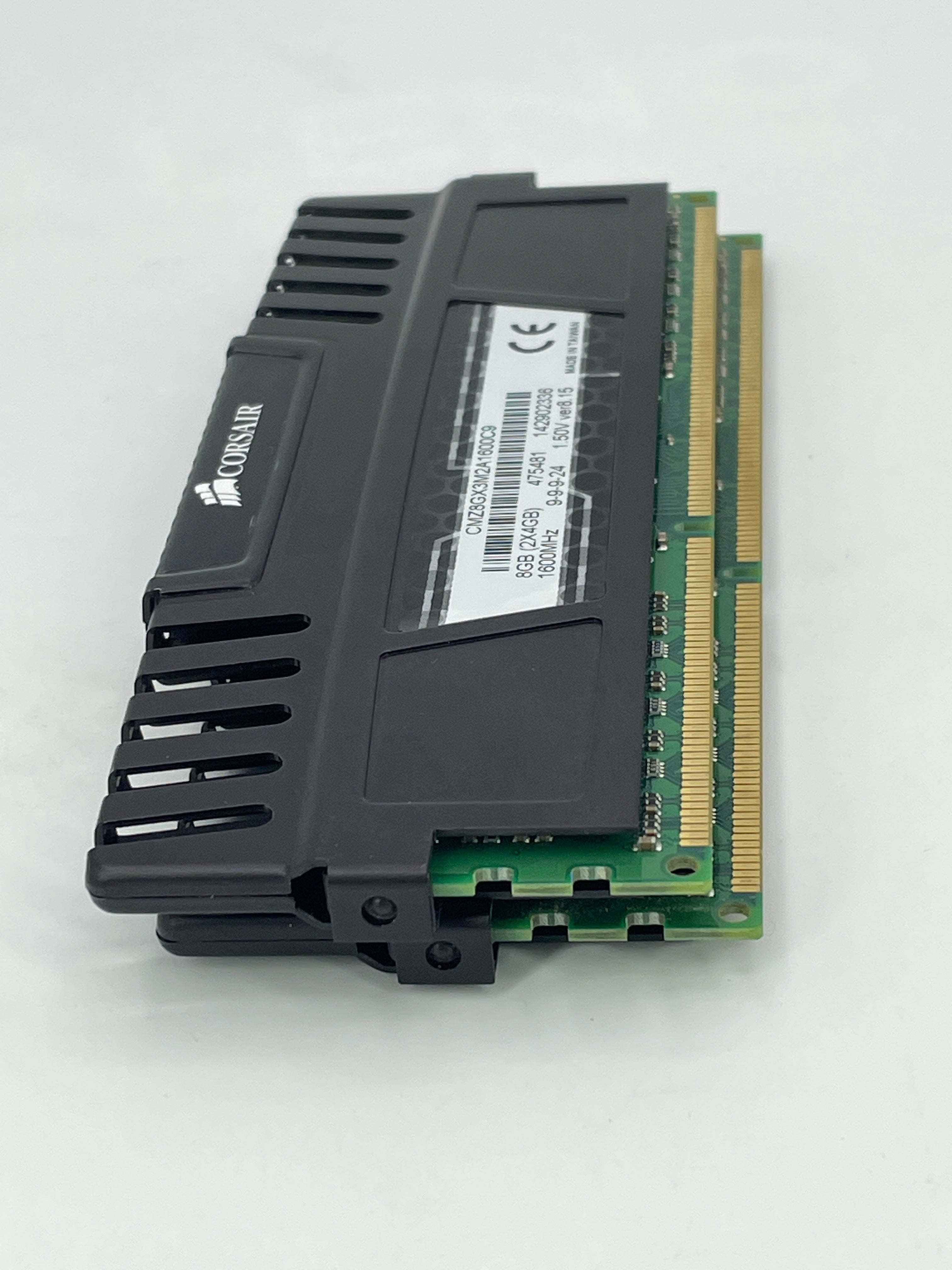 Corsair Vengeance 8GB (2x4GB) RAM DDR3 1600MHz CMZ8GX3M2A1600C9