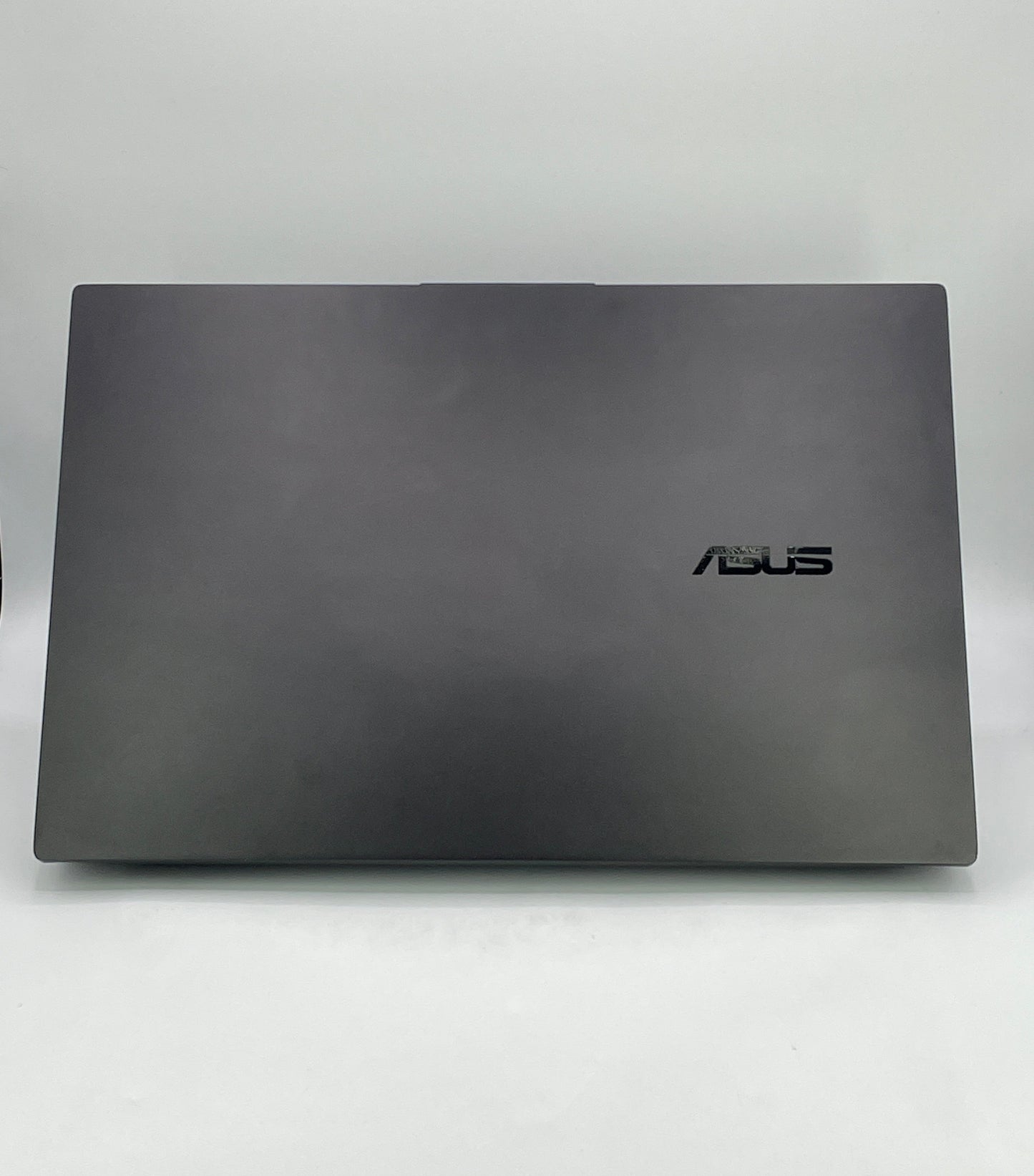 Asus Vivobook Pro15 Q553M 15.6" Core Ultra 7 155H 3.8GHz 16GB 1TB GeForce RTX 3050 Read