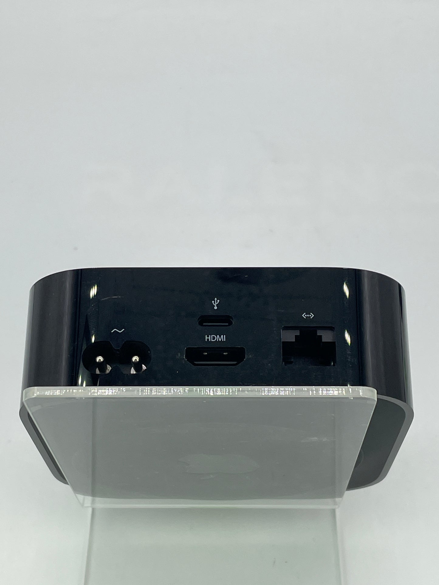 Apple TV HD 4th Gen 32GB Digital HD Media Streamer A1625