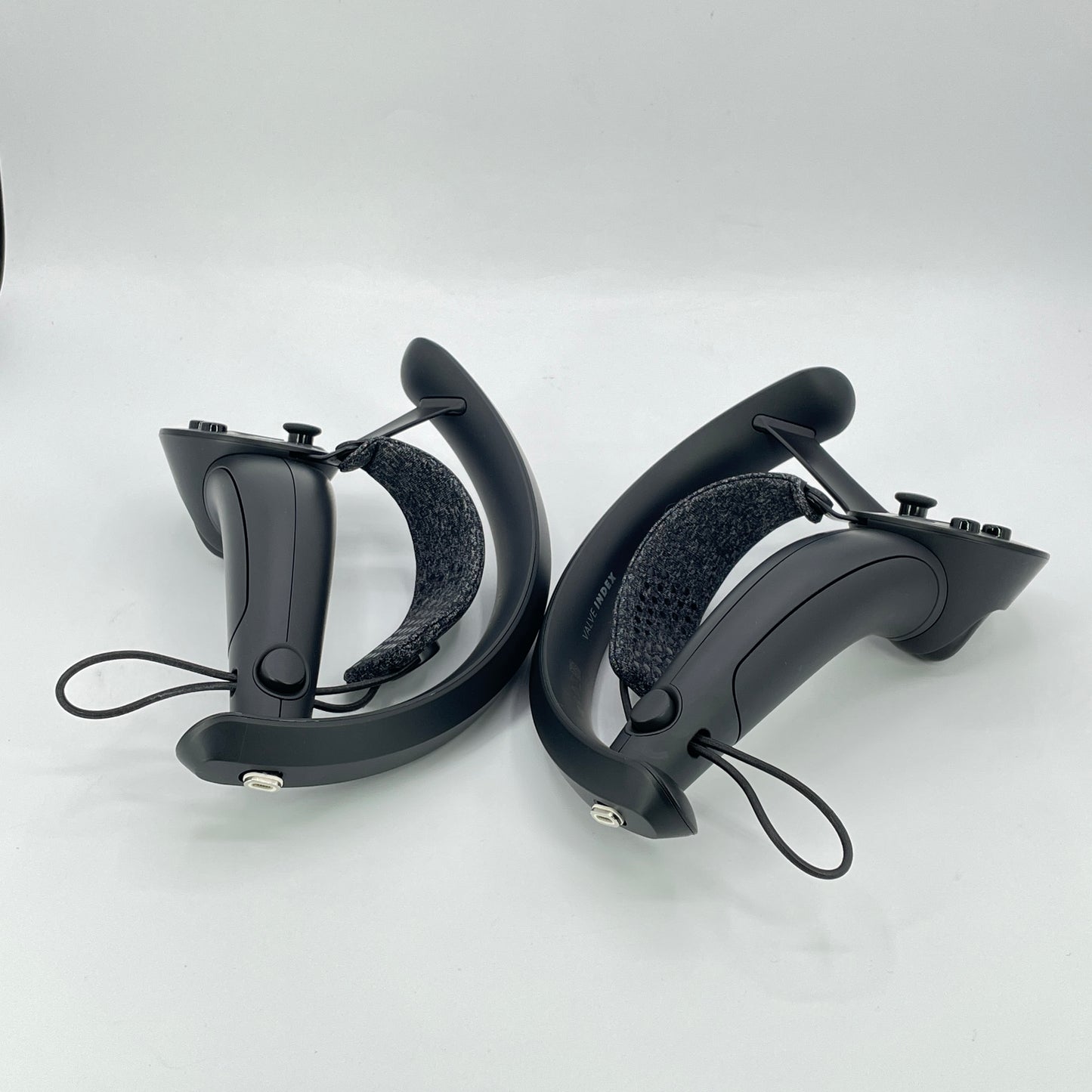 Valve Index VR Kit PC VR Headset V003683-20