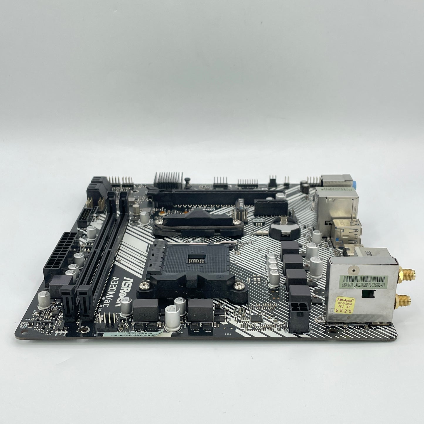 AsRock A320M/ac AM4 microATX AMD DDR4 Motherboard