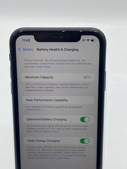 Unlocked Apple iPhone XR 64GB 18.1.1 Black MT3K2LL/A