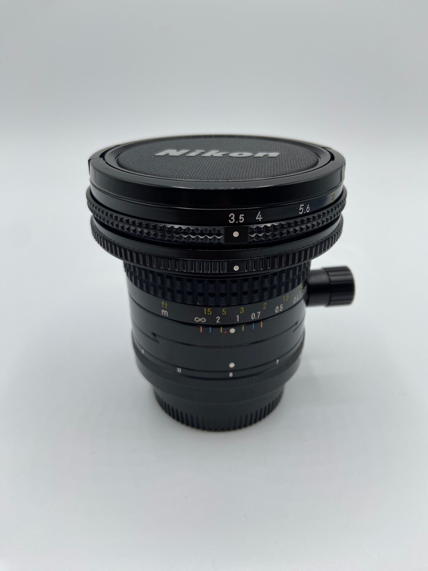 Nikon PC- Nikkor 28mm 3.5
