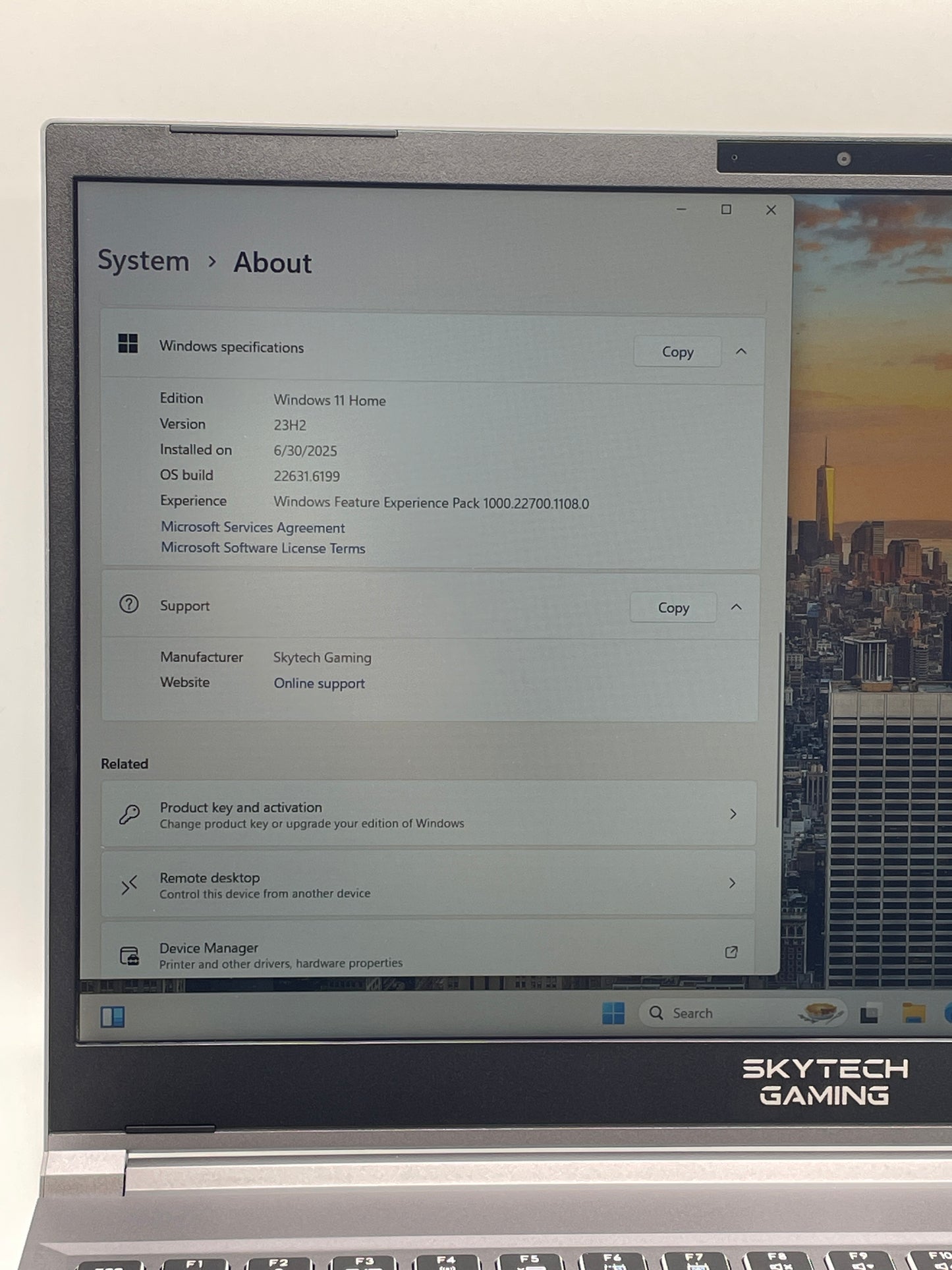Skytech Gaming LUMI 15.6" i5-12450H 2.4GHz 16GB RAM 1TB SSD GeForce RTX 3050