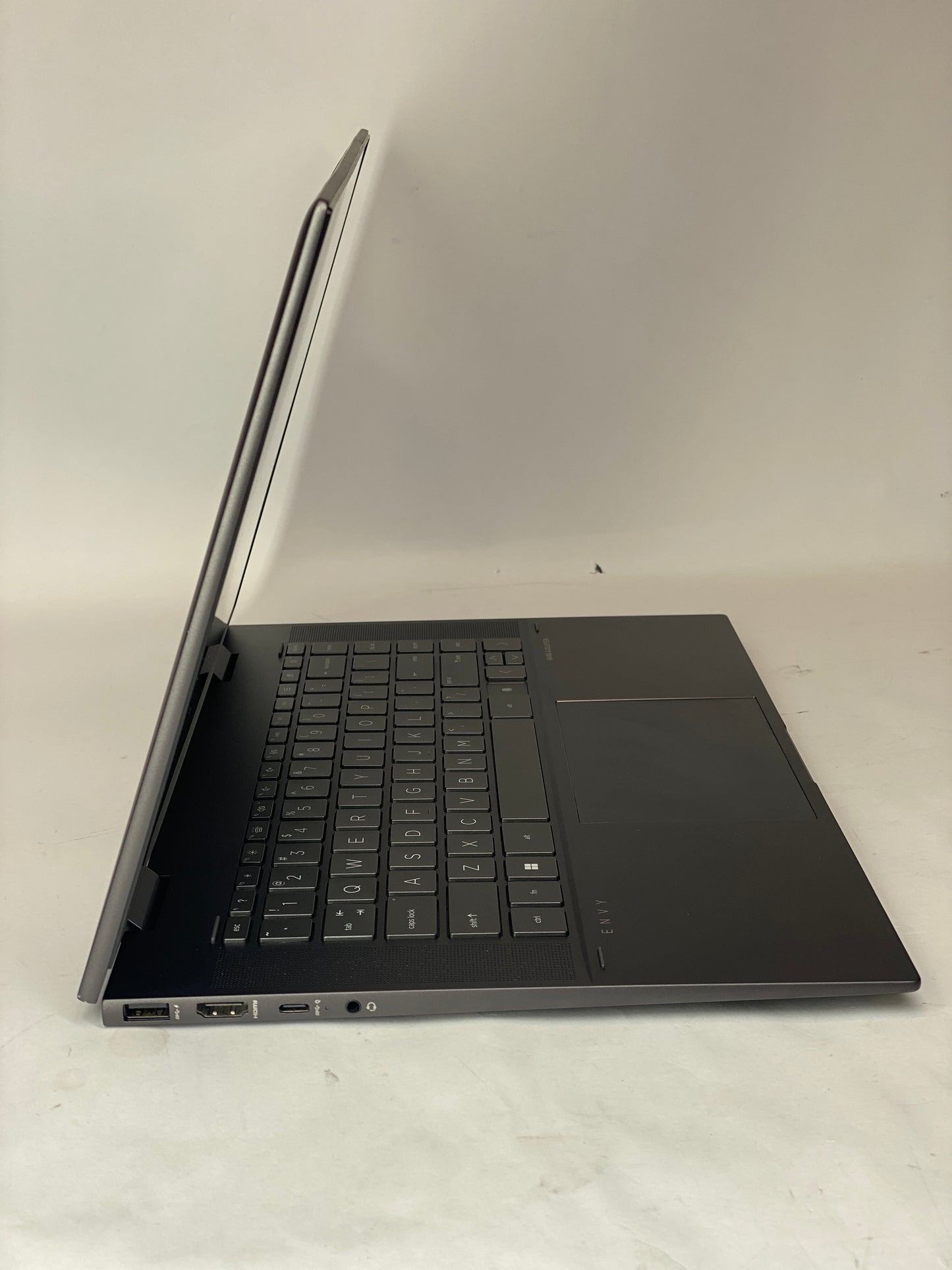 HP Envy x360 15‑EU1073CL 15.6" AMD Ryzen 7 5825U 2.0GHz 8GB RAM 512GB SSD
