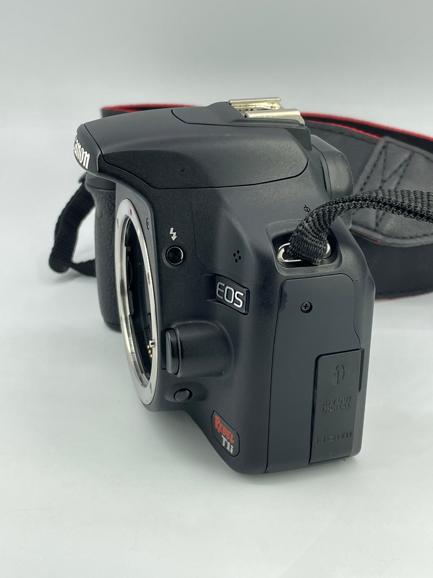 Canon EOS Rebel T1i 15.1MP Digital SLR DSLR Camera Body Only