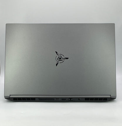 Skytech Gaming LUMI 15.6" i5-12450H 2.4GHz 16GB RAM 1TB SSD GeForce RTX 3050