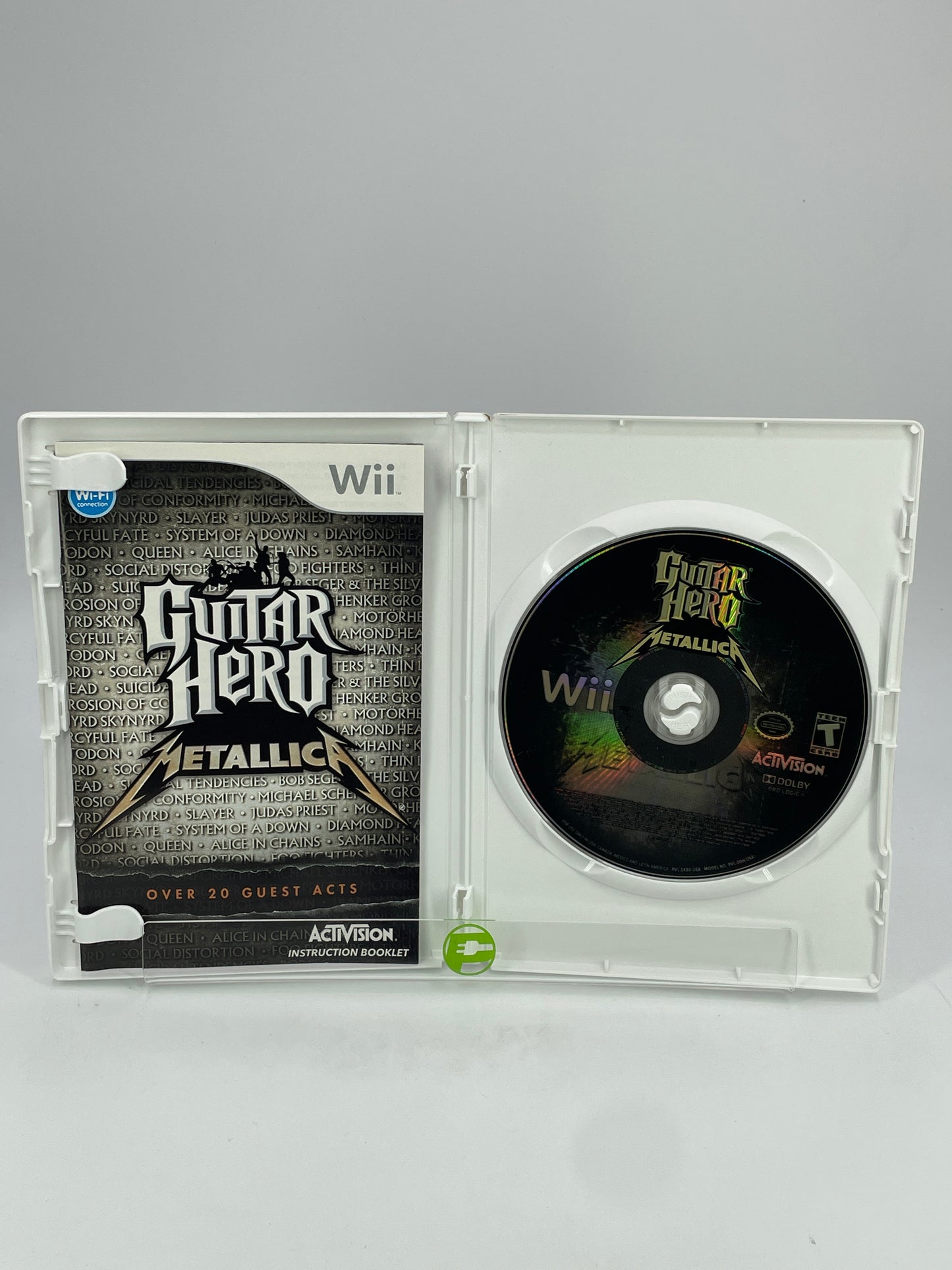 Guitar Hero: Metallica (Nintendo Wii, 2009) CIB
