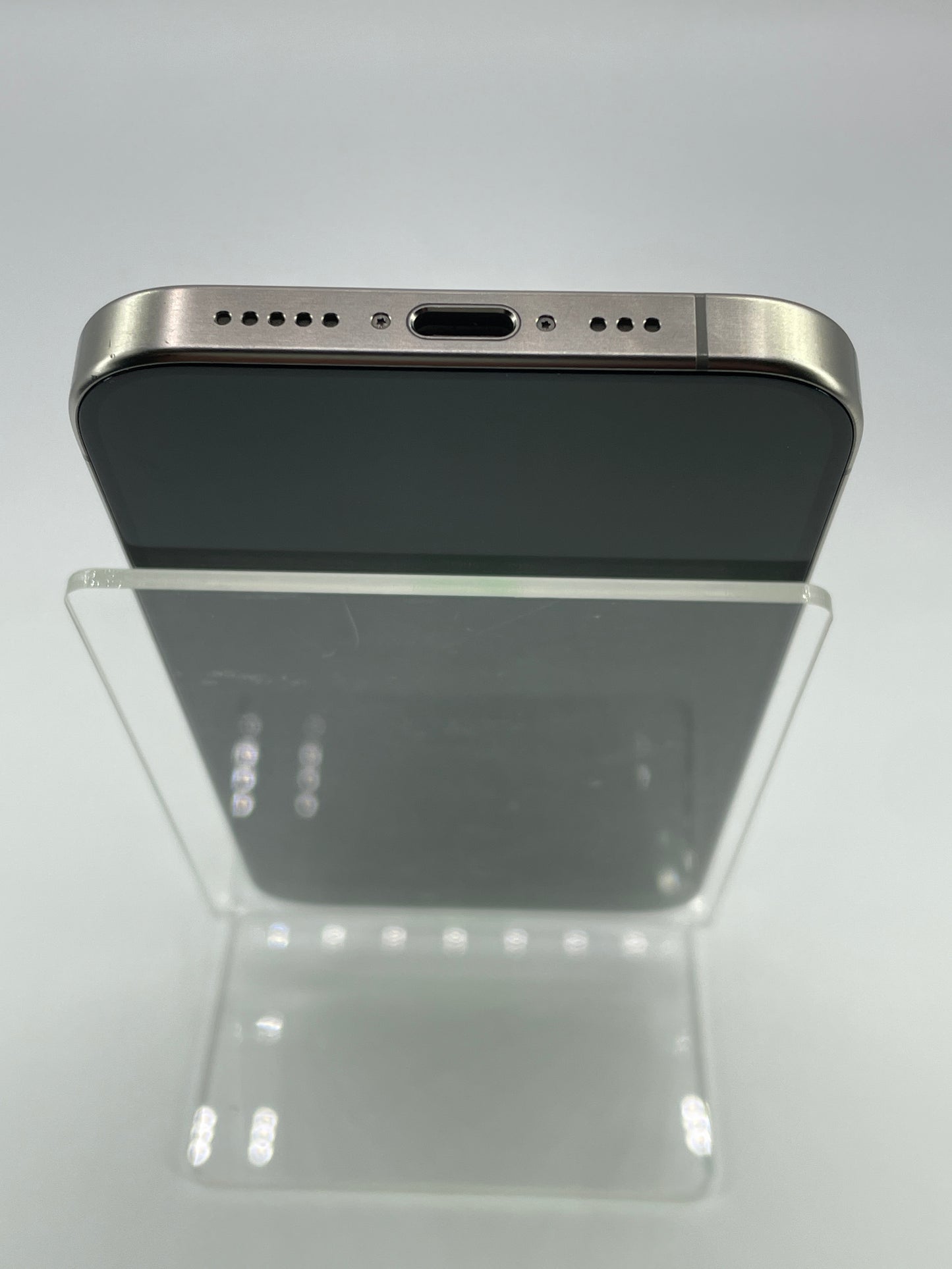 Factory Unlocked Apple iPhone 15 Pro 128GB Natural Titanium MTQP3LL/A