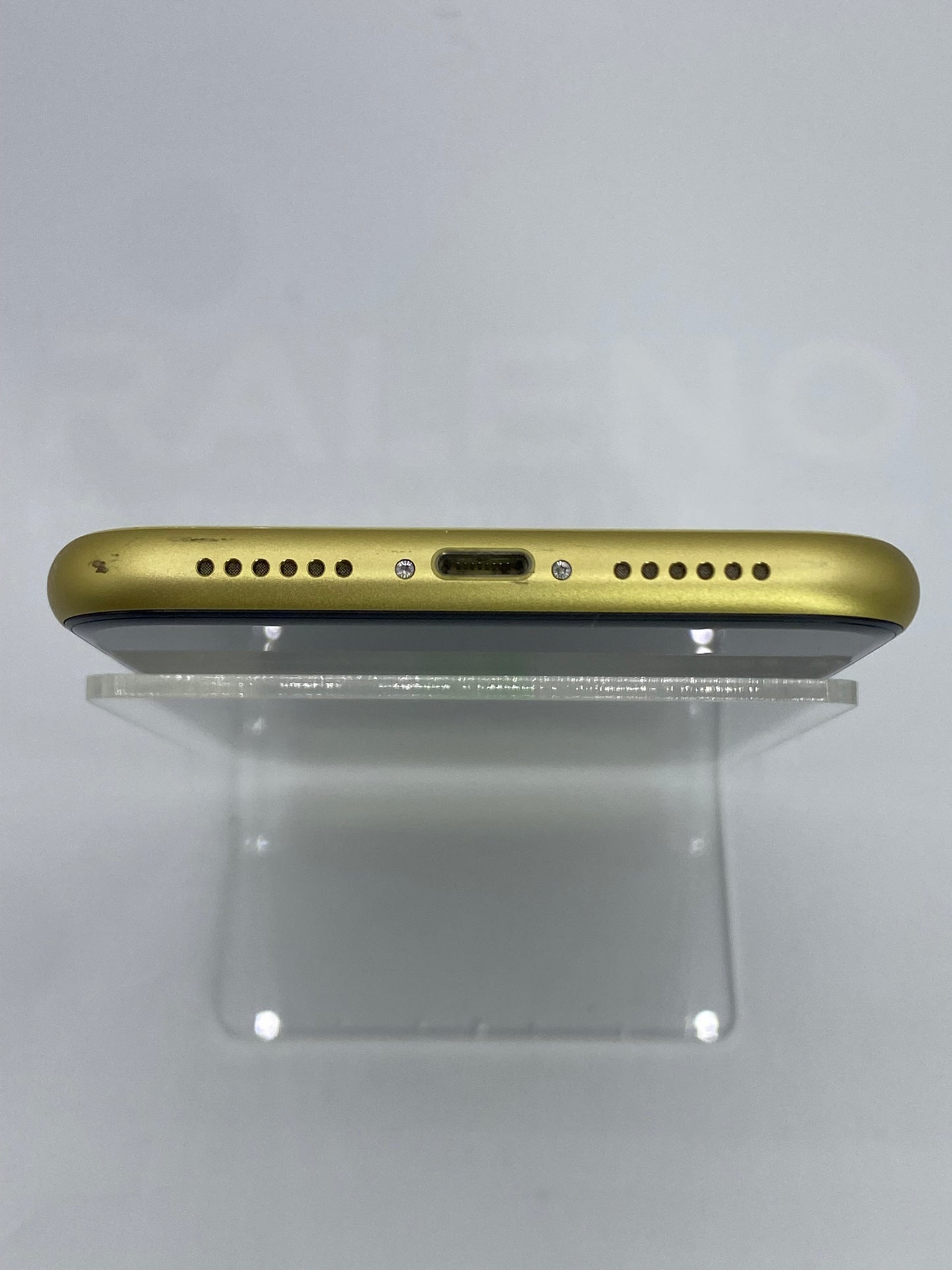 T-Mobile Apple iPhone 11 64GB 26.5 Yellow MWK32LL/A