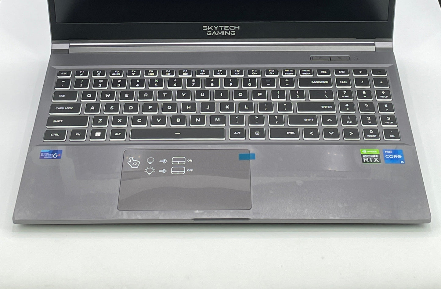 Skytech Gaming LUMI 15.6" i5-12450H 2.4GHz 16GB RAM 1TB SSD GeForce RTX 3050