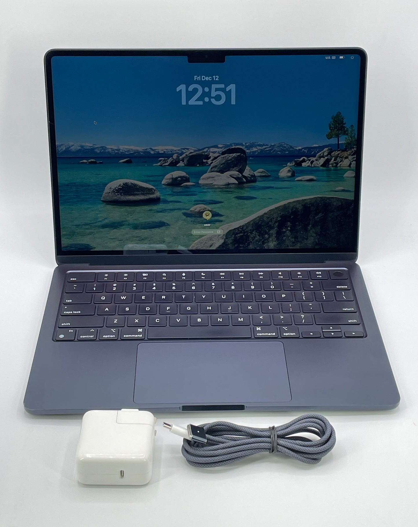 2022 Apple MacBook Air 13.6" M2 8C GPU 3.5GHz 8GB RAM 256GB SSD A2681