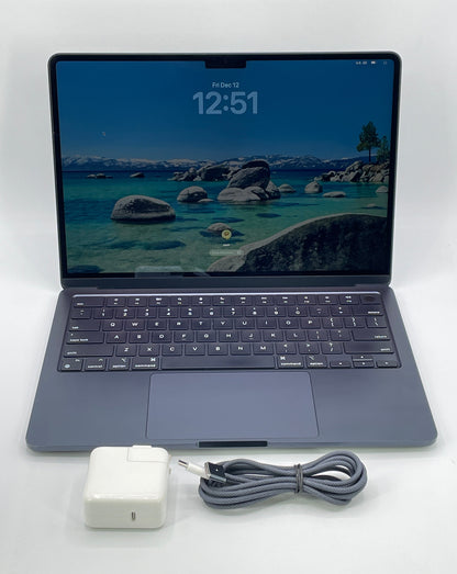 2022 Apple MacBook Air 13.6" M2 8C GPU 3.5GHz 8GB RAM 256GB SSD A2681