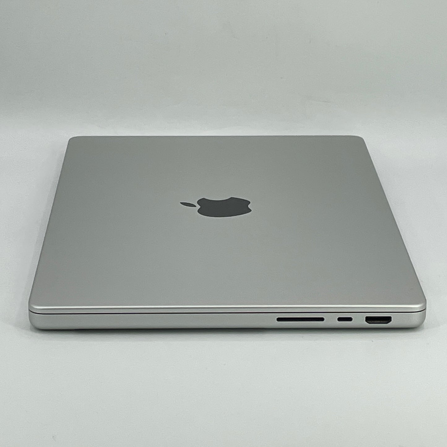 2021 Apple MacBook Pro 14" M1 Pro 14C GPU 3.2GHz 16GB RAM 512GB SSD MKGR3LL/A