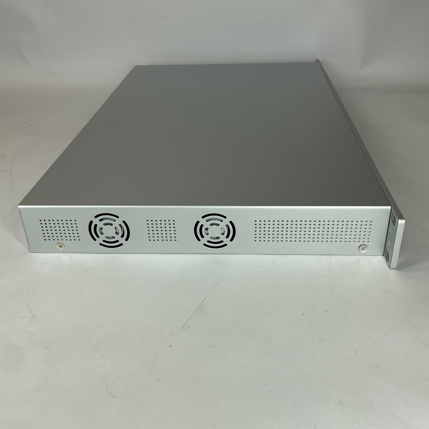 Ubiquiti UniFi SWITCH US-24-250W 24 Port Managed Gigabit PoE+ Switch