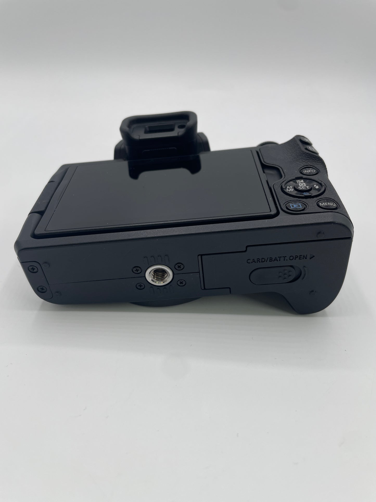 Canon EOS M50 24.1MP Mirrorless Camera