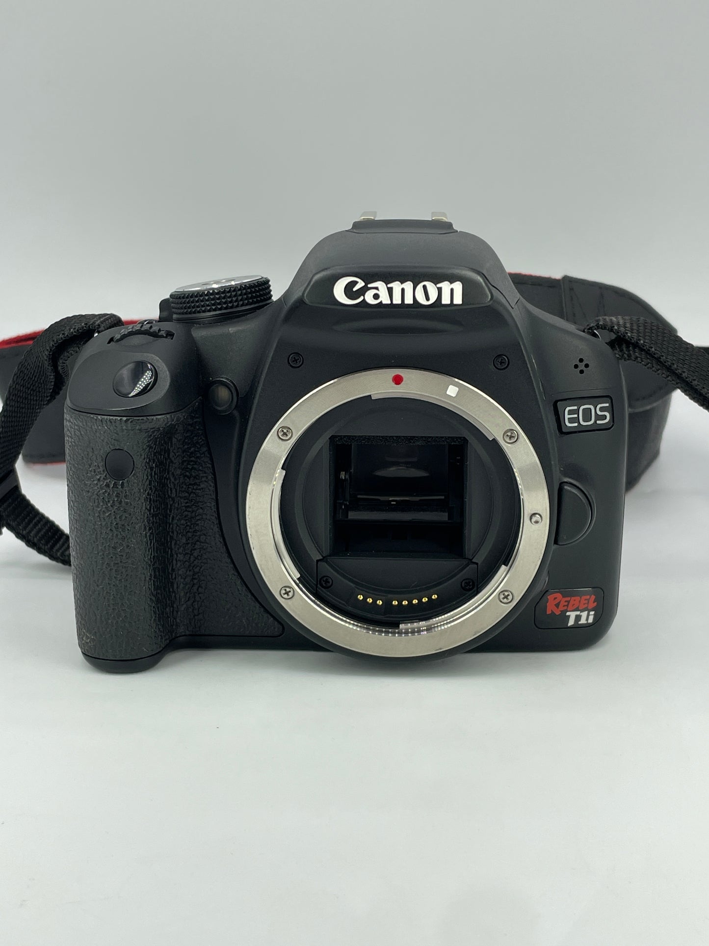 Canon EOS Rebel T1i 15.1MP Digital SLR DSLR Camera Body Only