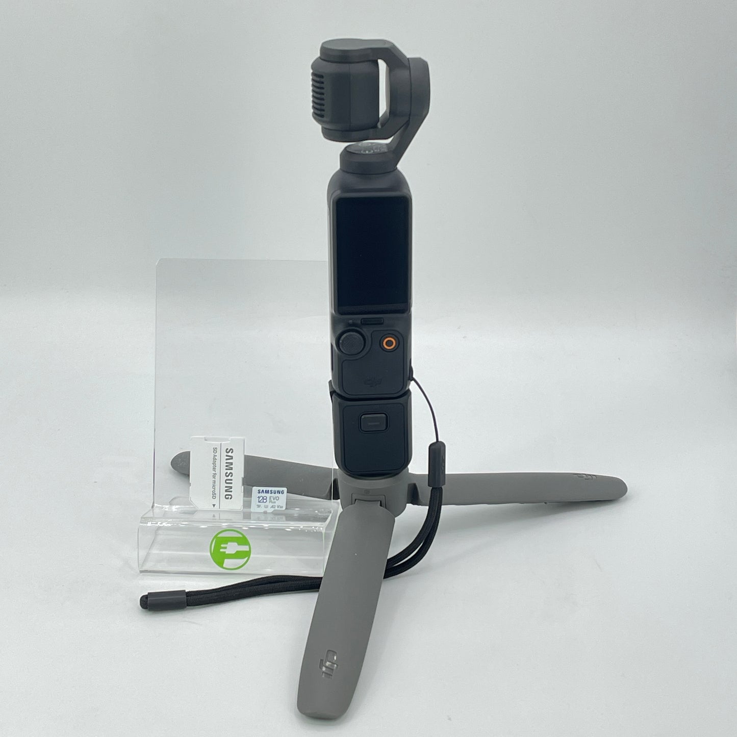 DJI Osmo Pocket 3 4K 3-Axis Gimbal Camera Kit