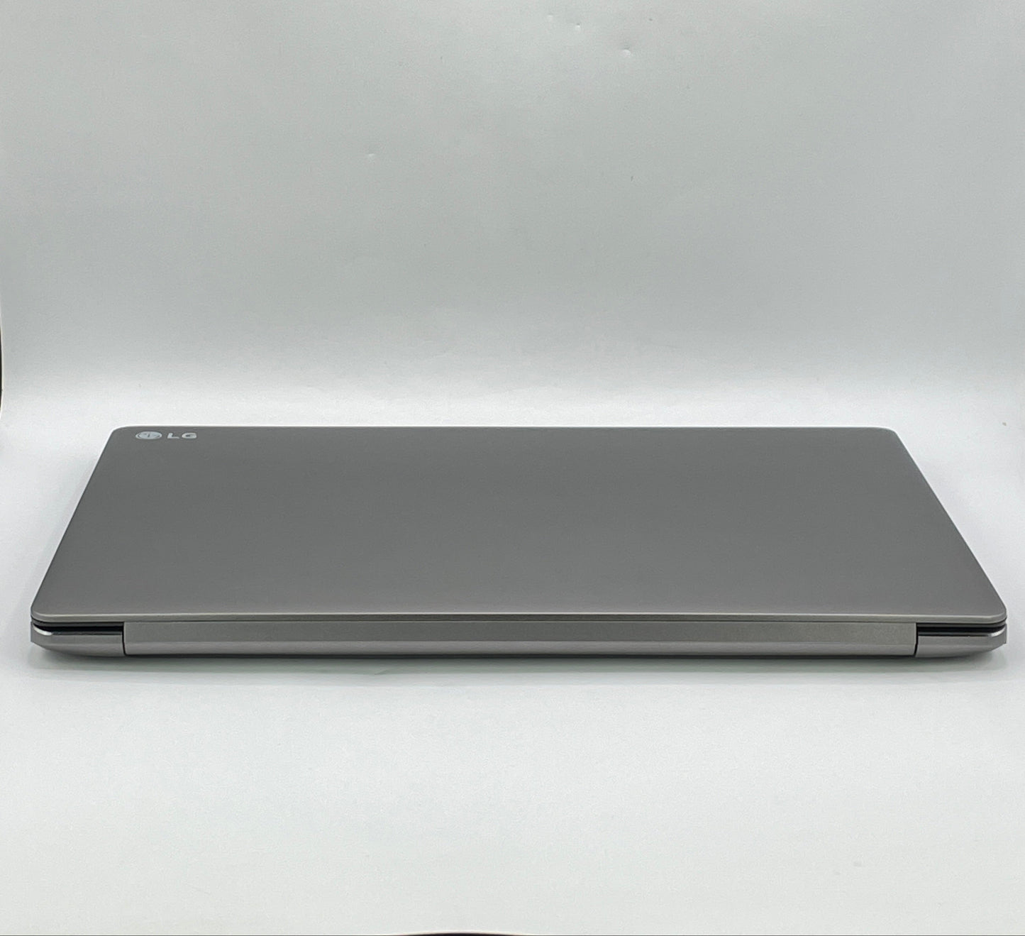 LG UltraPC 15 15U70P 15.6" i7-1165G7 2.8GHz 16GB RAM 512GB SSD GeForce GTX 1650 Ti