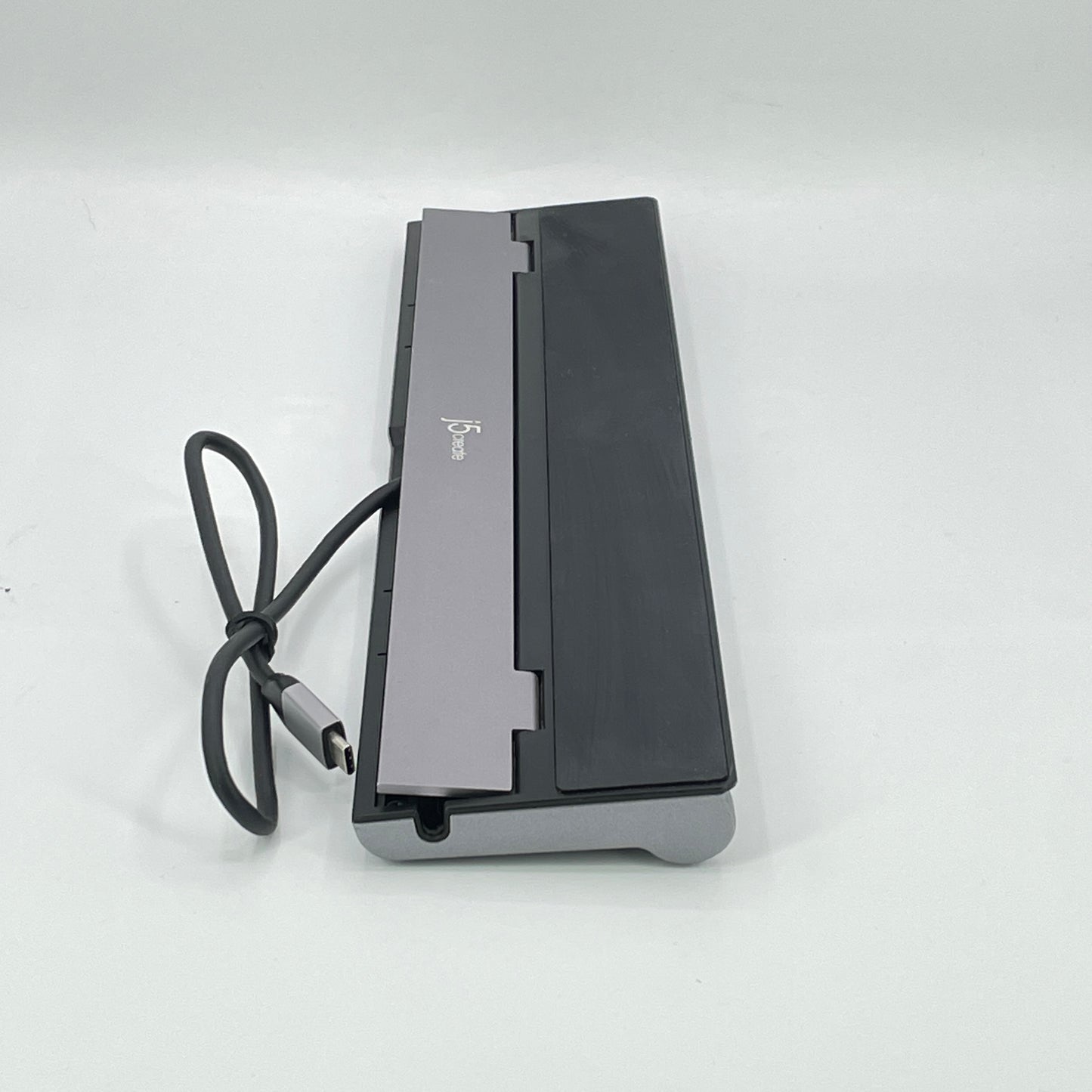 J5Create JCD543 USB-C Triple Display Docking Station