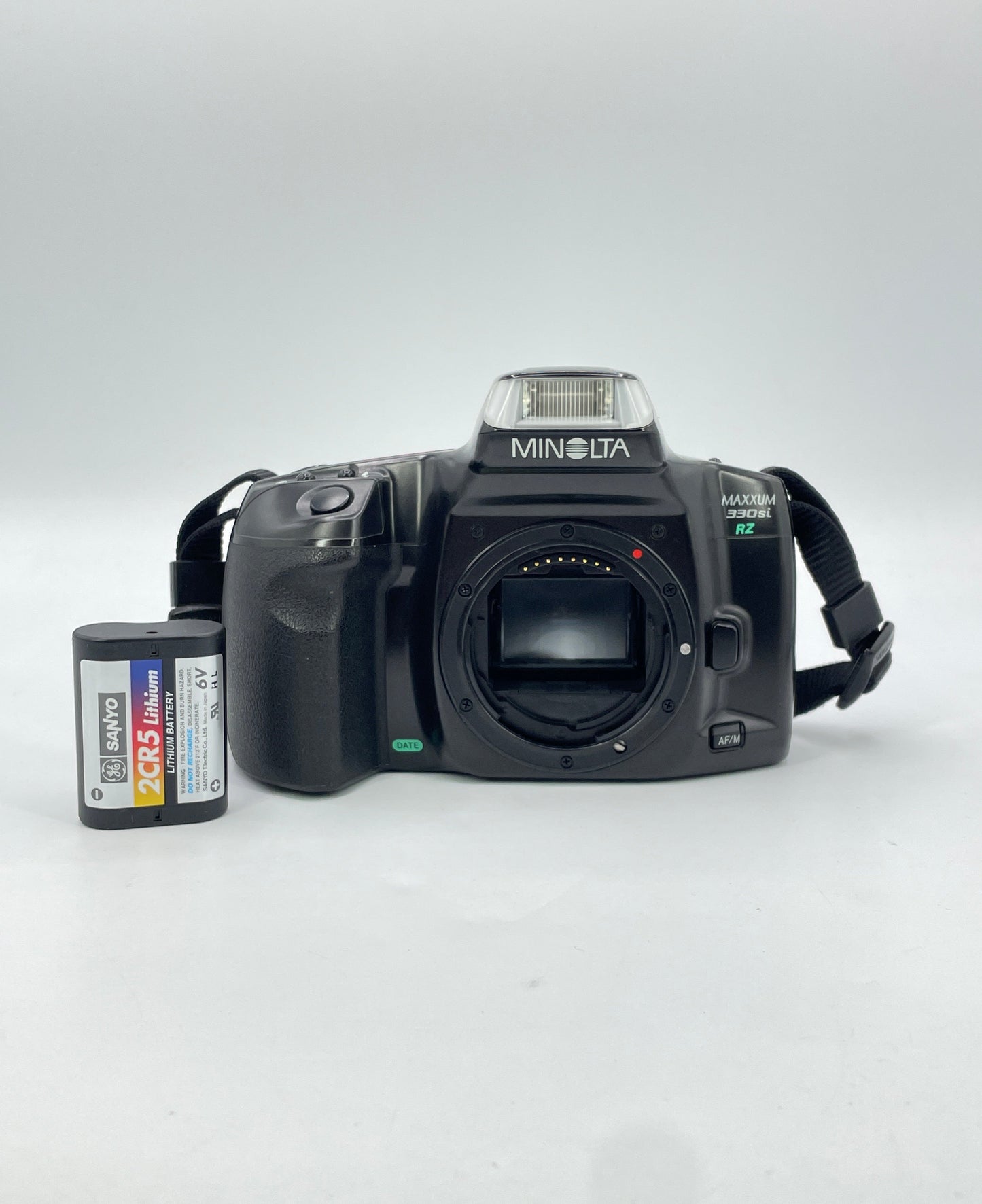 Minolta Maxxum 330si RZ 35mm Autofocus SLR Film Camera Untested