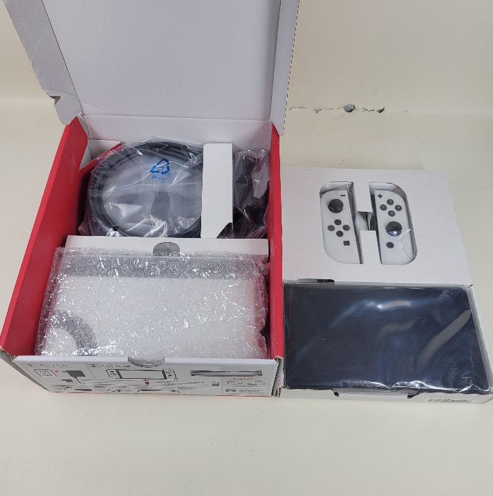 New Nintendo Switch OLED Video Game Console HEG-001 White