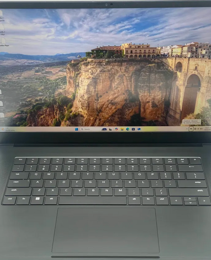 Razer Blade 15 RZ09-0421 15.6" i7-12800H 2.4GHz 32GB RAM 1TB SSD RTX 3080 Ti